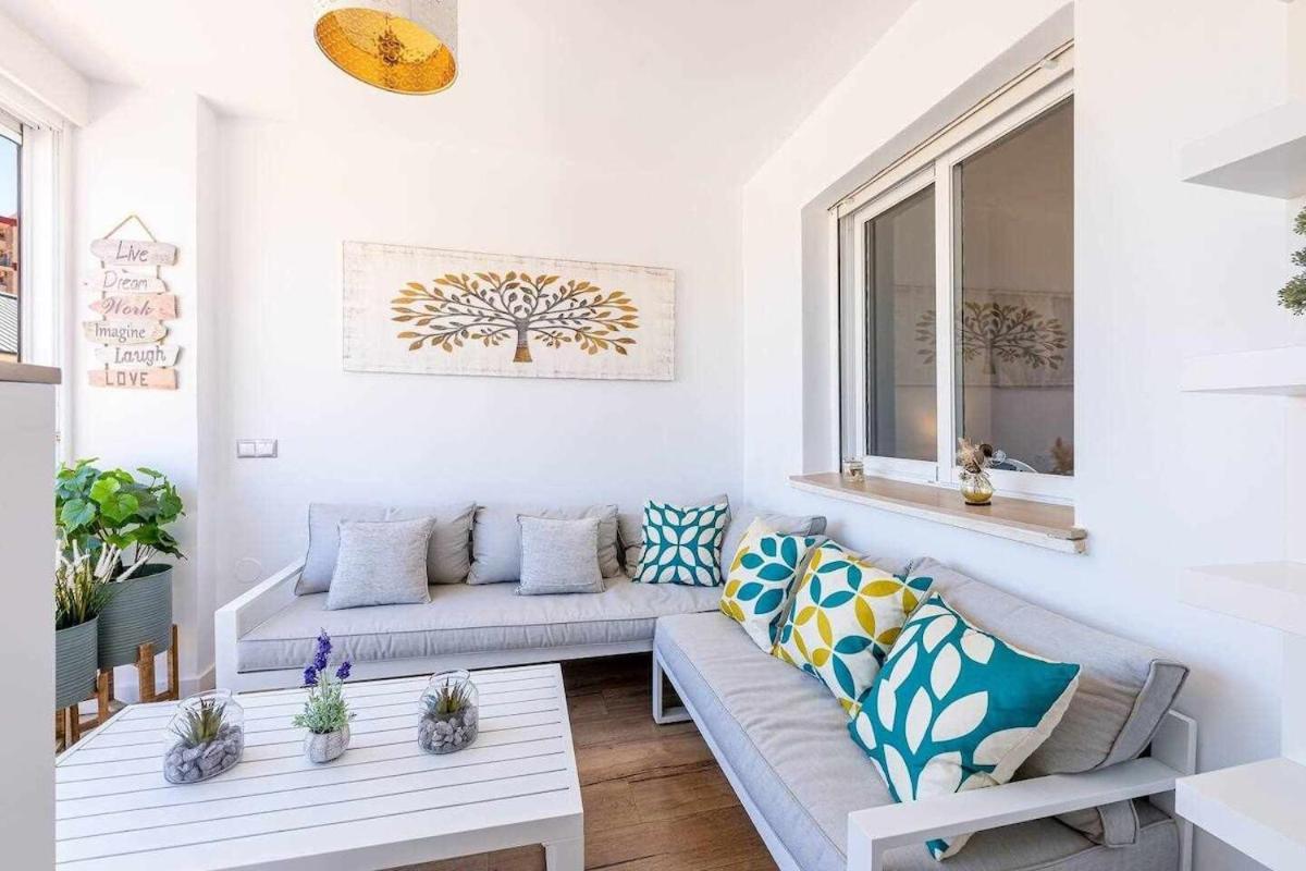 797 Holiday Rentals - Lujoso Apartamento En Arroyo Con Piscina Benalmádena Eksteriør billede