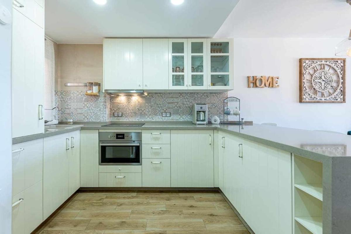 797 Holiday Rentals - Lujoso Apartamento En Arroyo Con Piscina Benalmádena Eksteriør billede